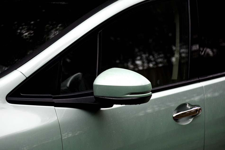 2017款 210TURBO CVT豪华版 5座 细节