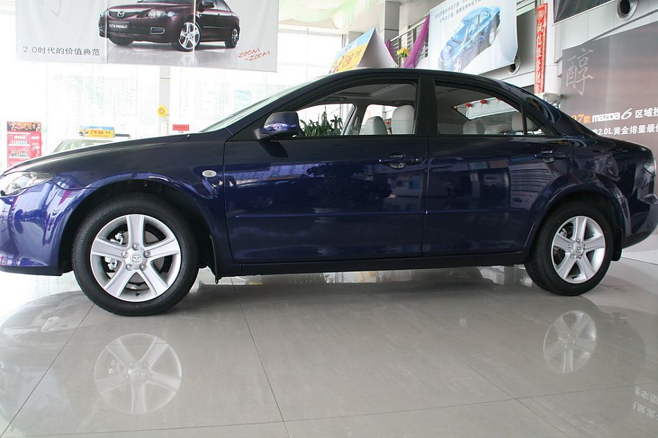 一汽马自达07款马自达6外观