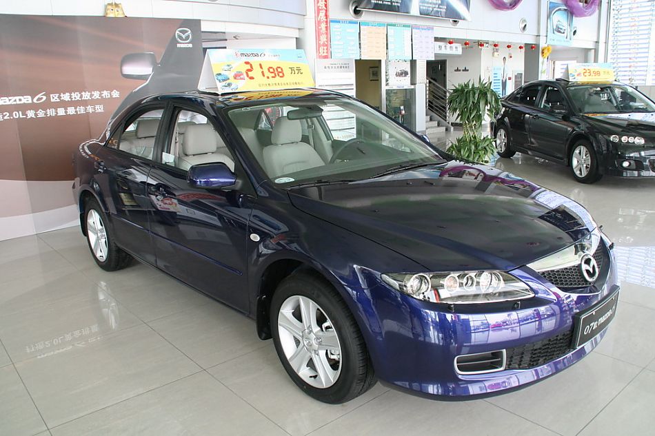 一汽马自达07款马自达6外观