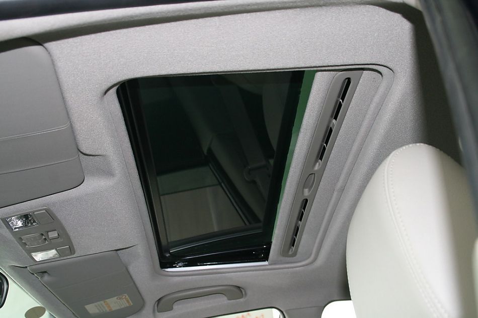 一汽马自达07款马自达6天窗