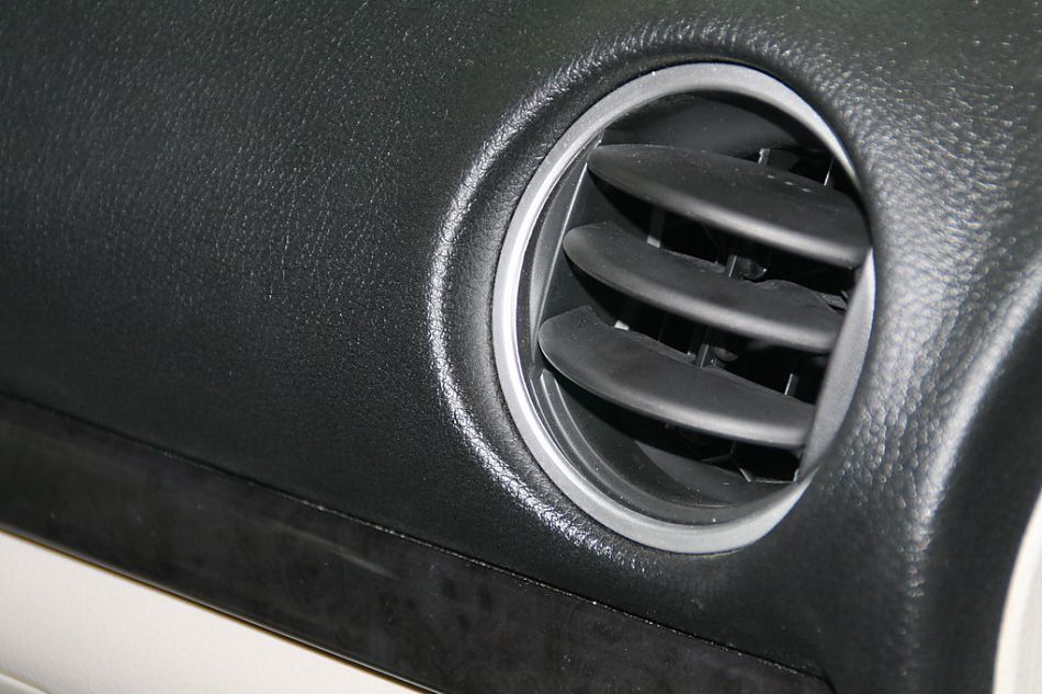 一汽马自达07款马自达6内饰