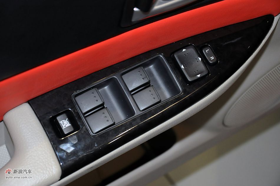 2011款马自达6实拍