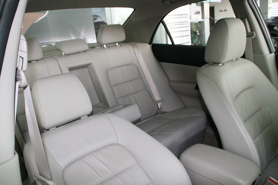 一汽马自达07款马自达6座椅