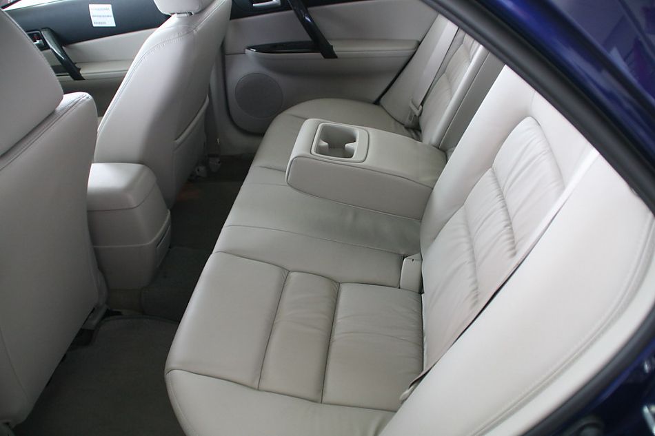 一汽马自达07款马自达6座椅