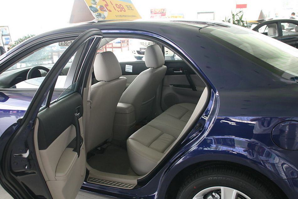 一汽马自达07款马自达6座椅