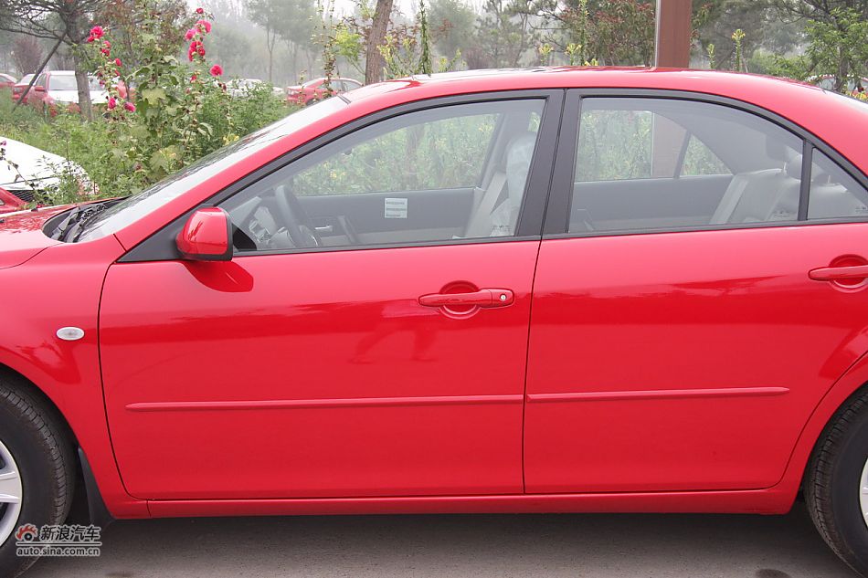 车辆外观及细节