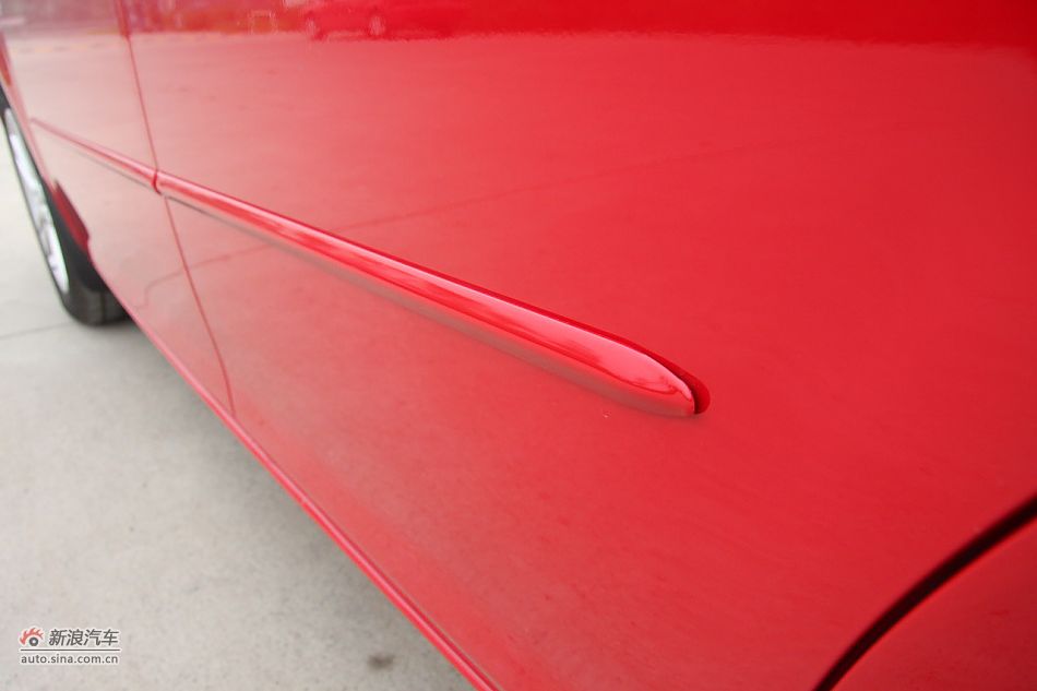 车辆外观及细节