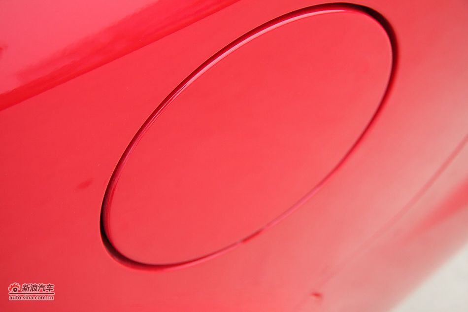 车辆外观及细节