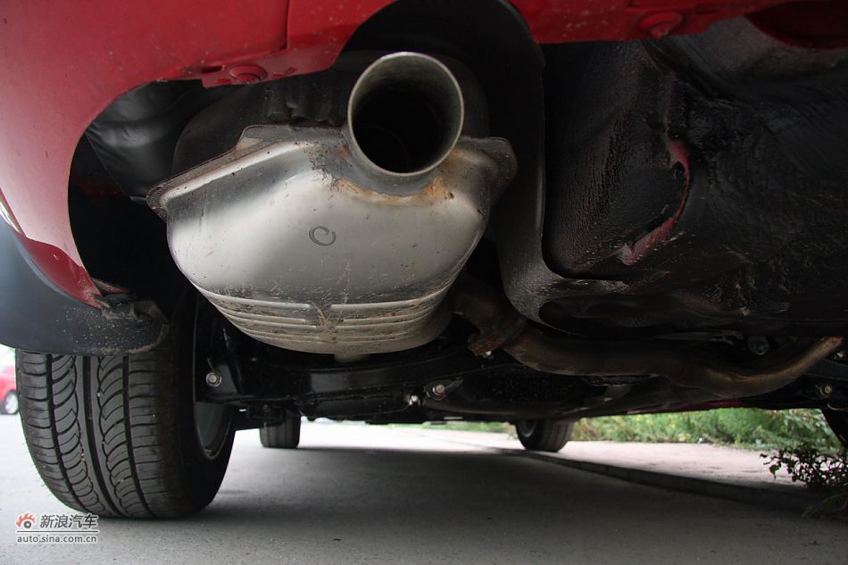 发动机、底盘悬挂及后备箱