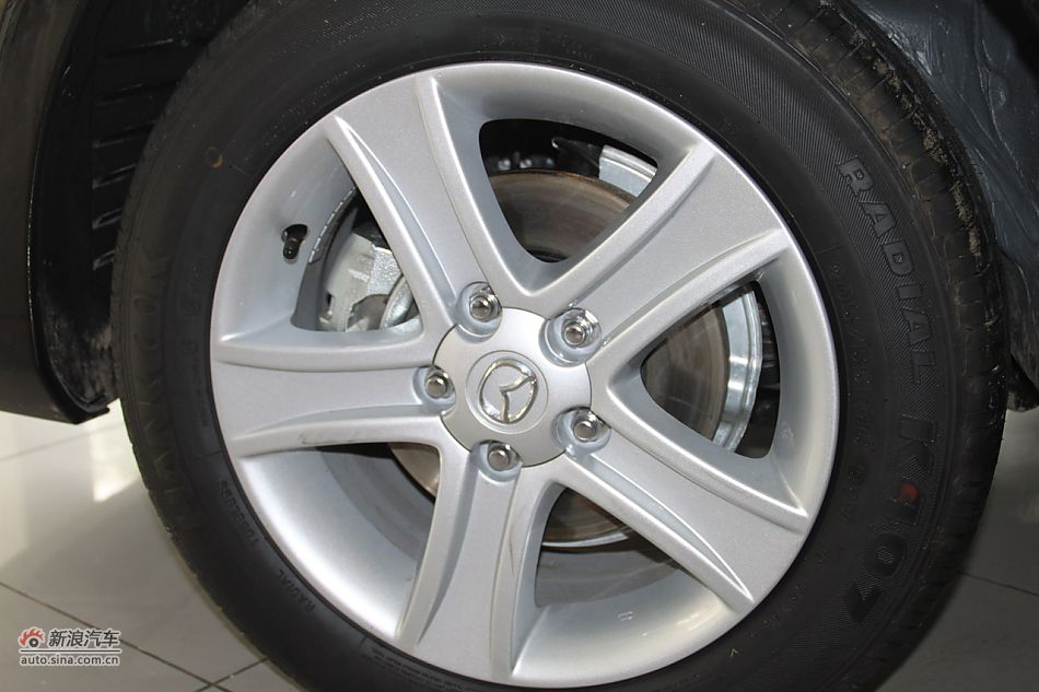 车辆外观及细节