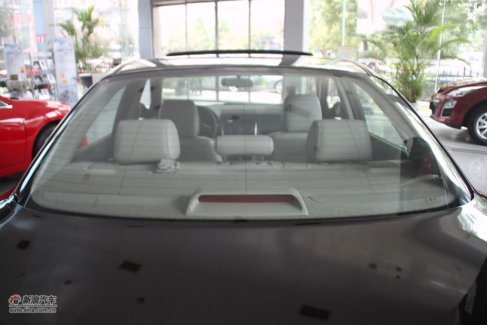 车辆外观及细节