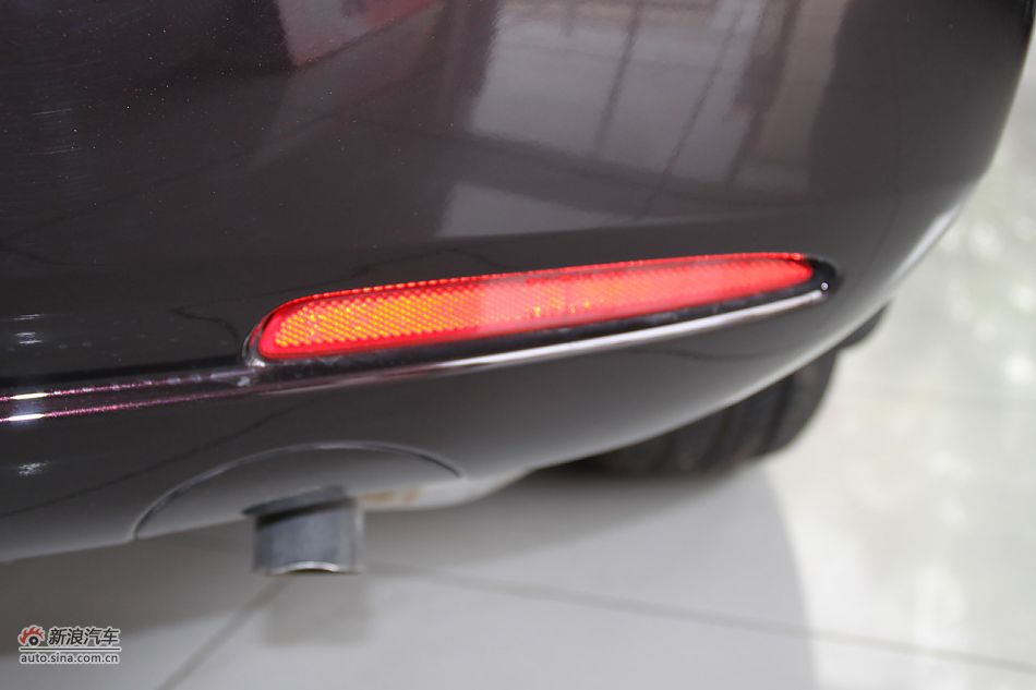 车辆外观及细节