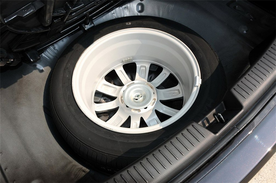 马自达6 2012款 2.0L AT 超豪华型 细节