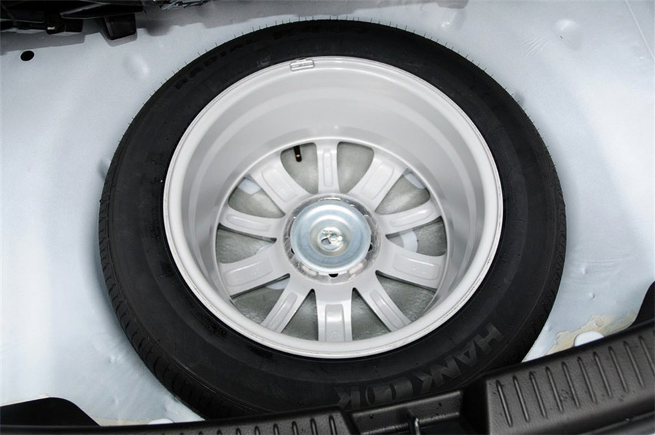 马自达6 2012款 2.0L AT 时尚型 细节