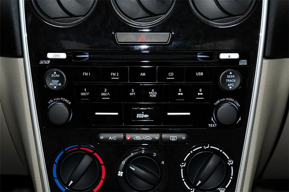 马自达6 2012款 2.0L AT 时尚型 内饰