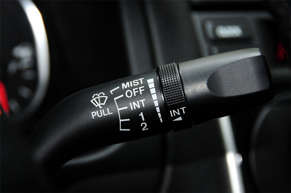 马自达6 2012款 2.0L AT 时尚型 内饰