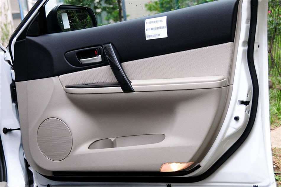 马自达6 2012款 2.0L AT 时尚型 空间