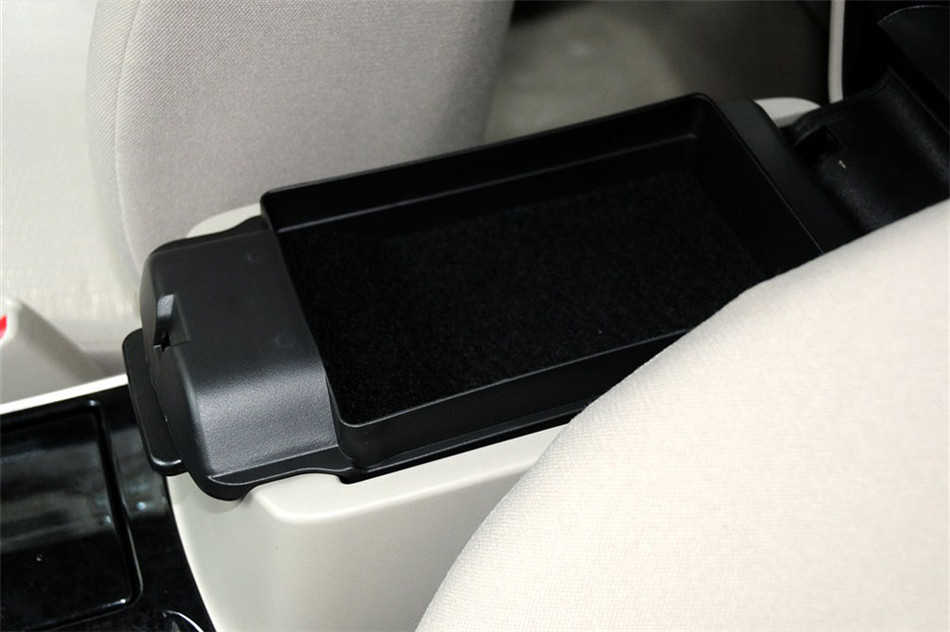 马自达6 2012款 2.0L AT 时尚型 空间