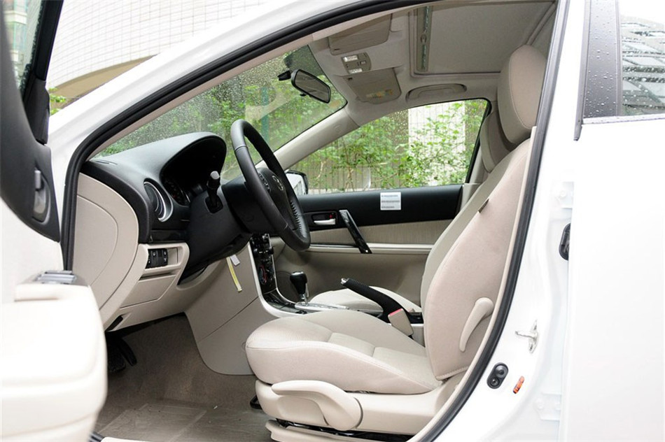 Դ6 2012 2.0L AT ʱ ռ