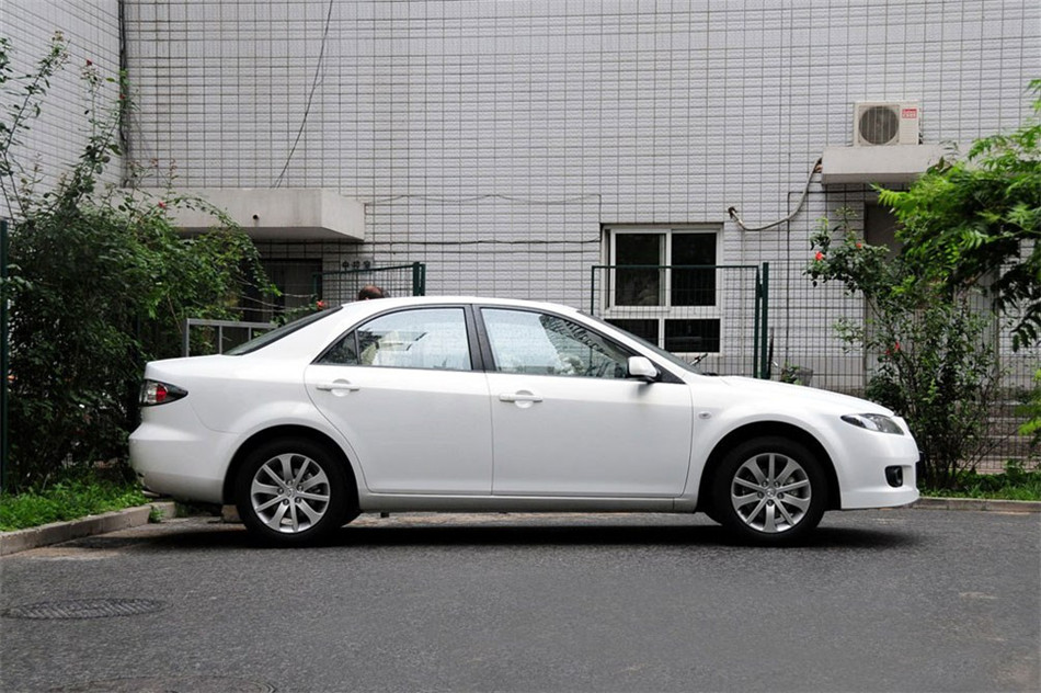 马自达6 2012款 2.0L AT 时尚型 外观