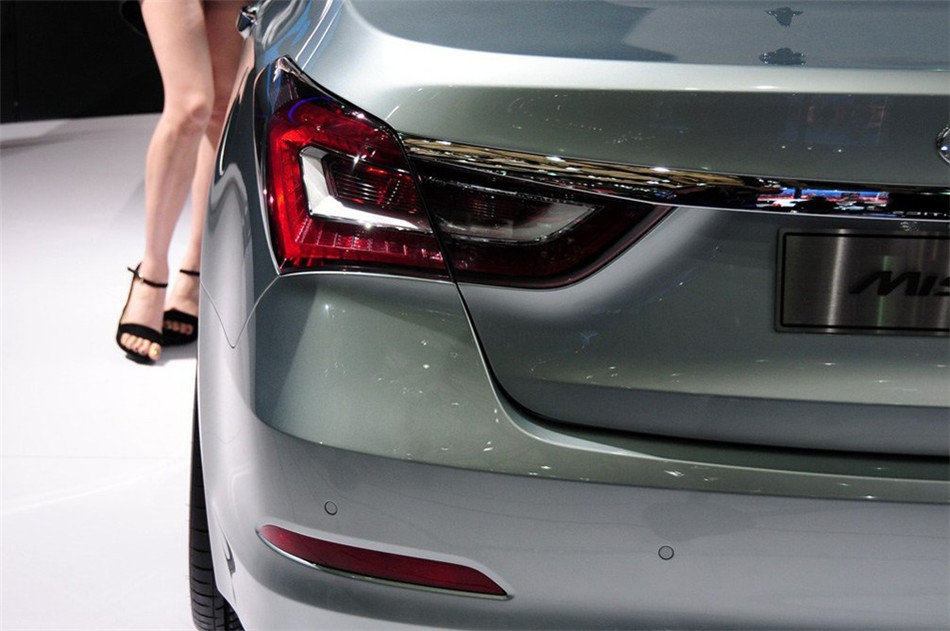 2013款 名图 基本型