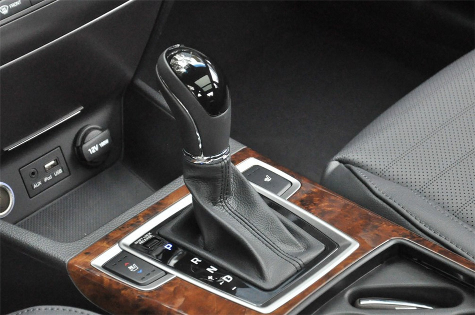 名图 2014款 2.0L AT 旗舰型 内饰