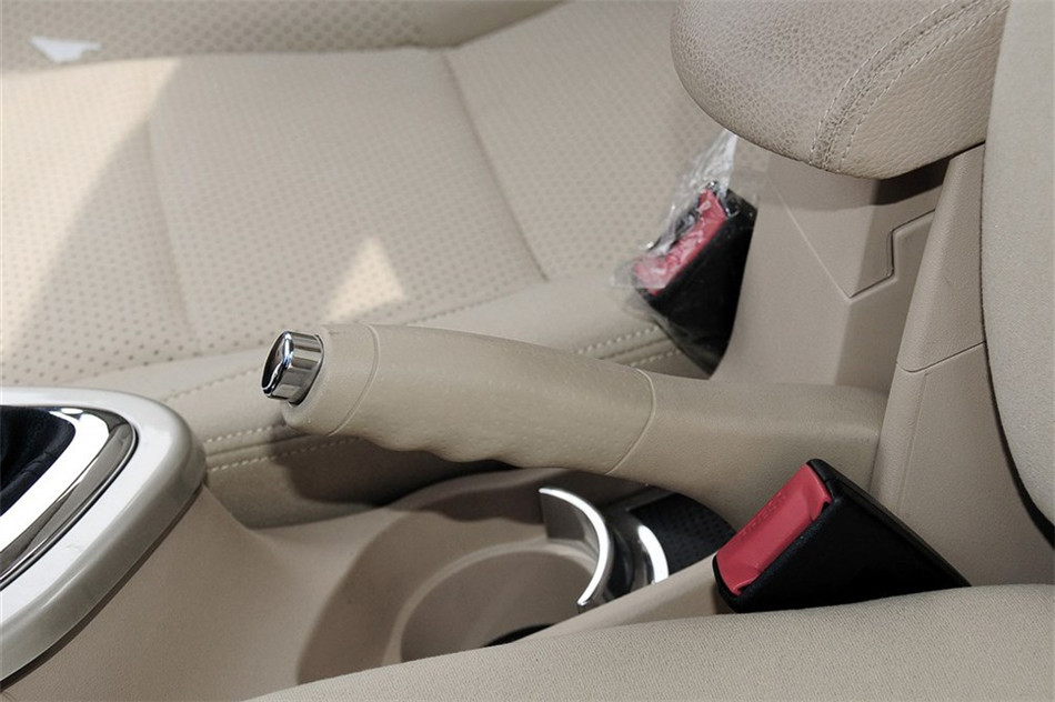 中华H330 2013款 1.5L AT 豪华型