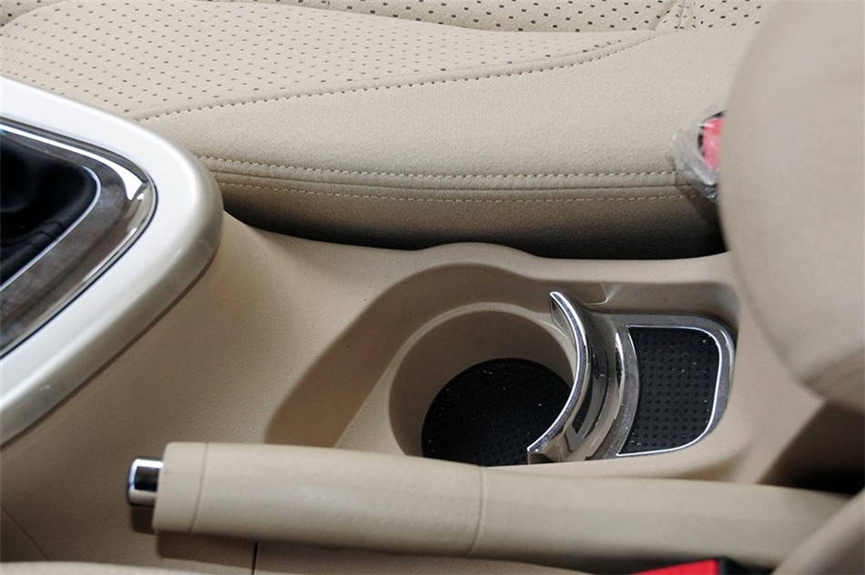 中华H330 2013款 1.5L AT 豪华型