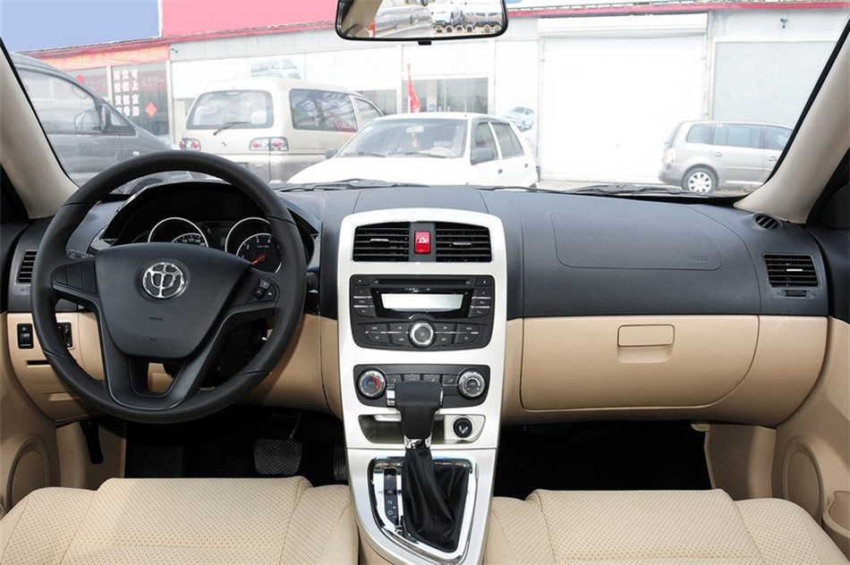 中华H330 2013款 1.5L AT 豪华型