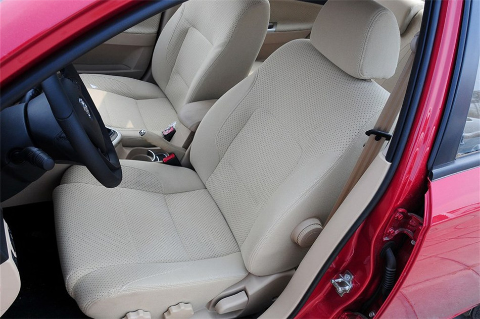 中华H330 2013款 1.5L AT 豪华型