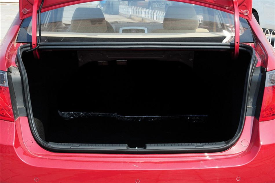 中华H330 2013款 1.5L AT 豪华型