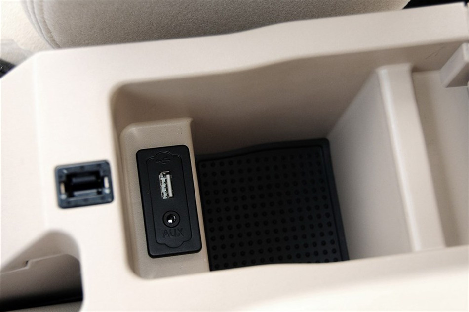 中华H330 2013款 1.5L AT 豪华型