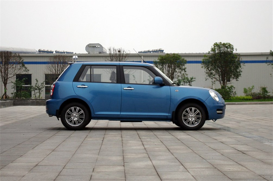 2014款 1.3L MT 手动豪华 外观