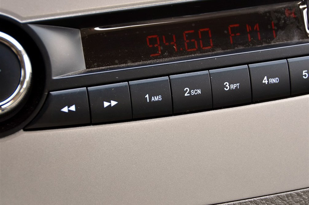 2014款 1.3L MT 手动标准型 内饰