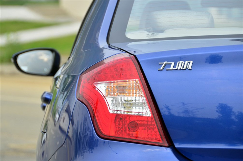 2014款 1.3L MT 手动标准型 其他