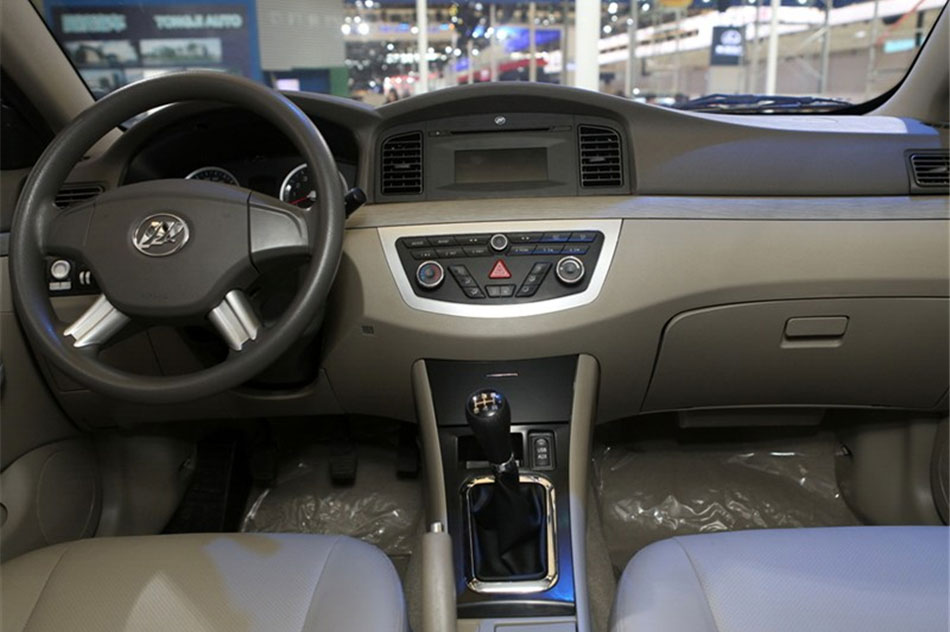 2014款力帆630 1.5VVT旗舰型