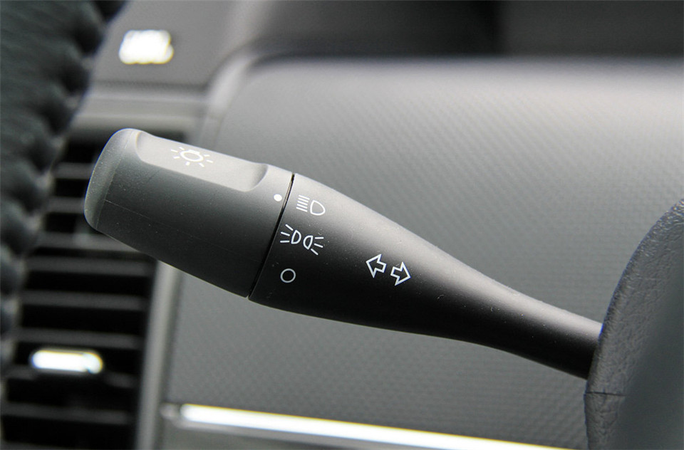 2013款 2.0T AT 豪华型