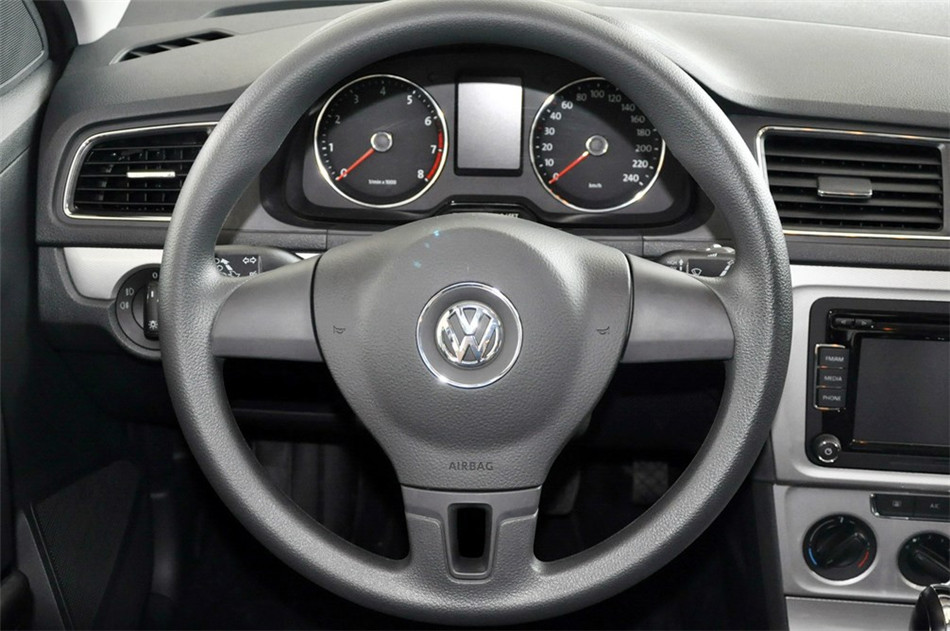 2013款朗行1.6L自动舒适型