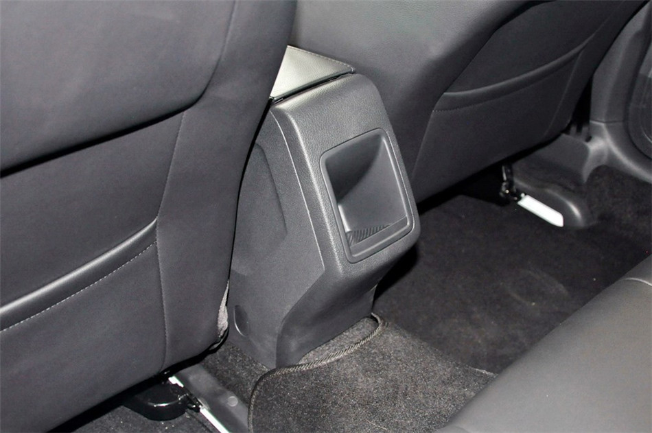 2013款朗行1.6L自动舒适型