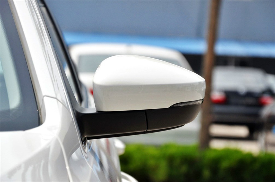 2013款朗行1.6L自动舒适型