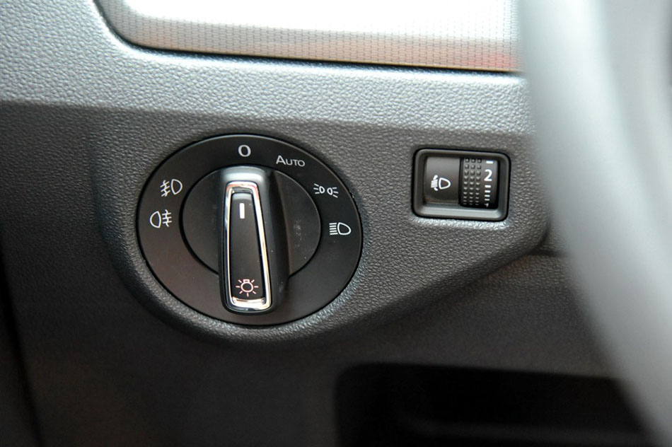 2015款 230TSI DSG豪华版 内饰