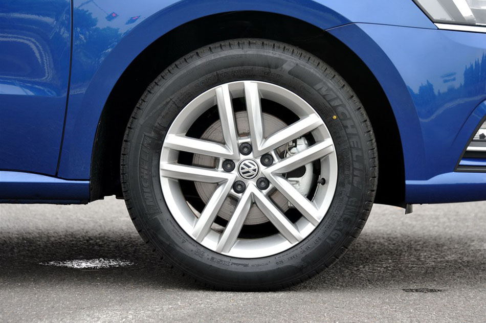 2015款 230TSI DSG豪华版 细节