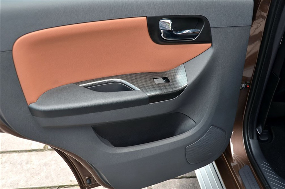 海马S7 2013款 2.0L AT 智享型 空间