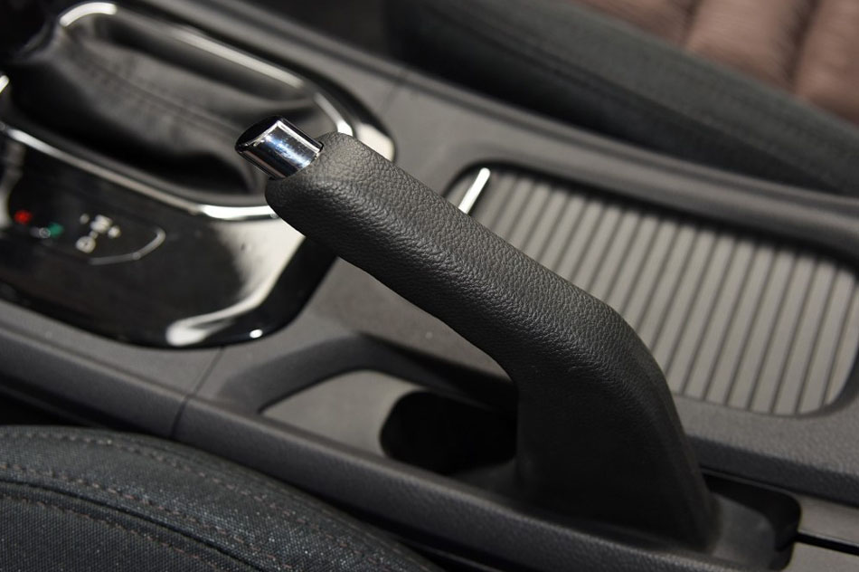 2017款 1.8T 自动领先版 内饰