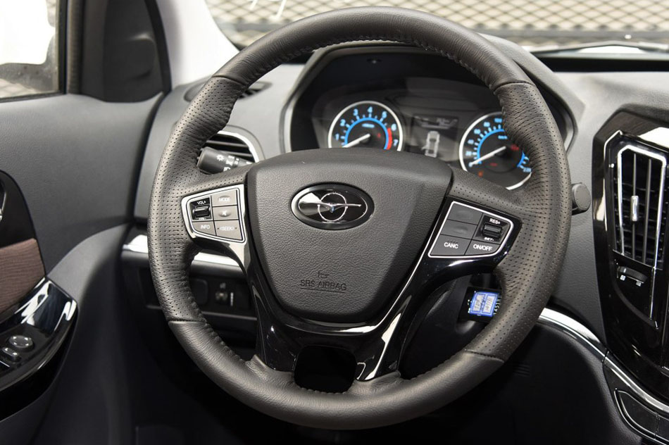 2017款 1.8T 自动领先版 内饰