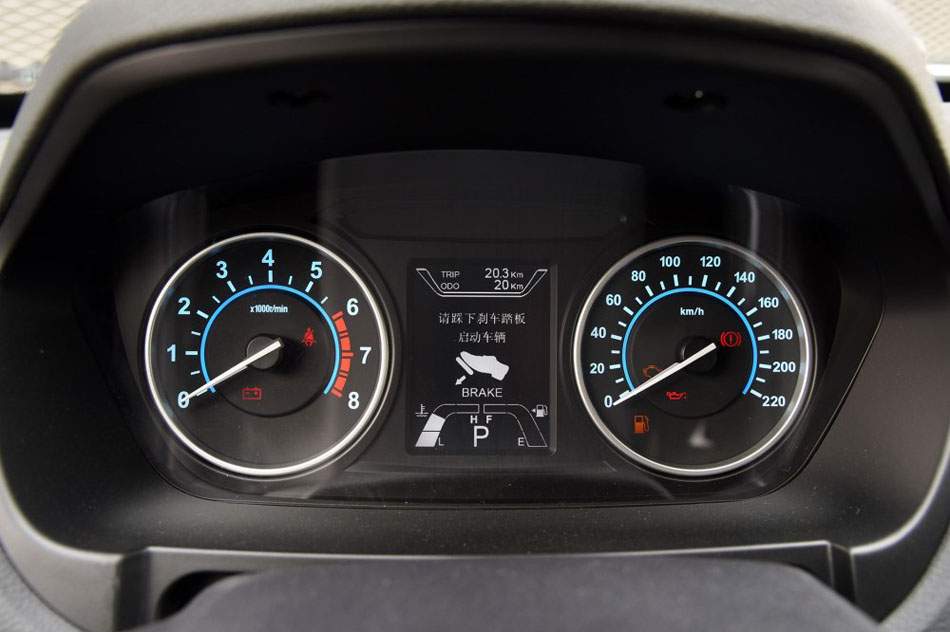2017款 1.8T 自动领先版 内饰