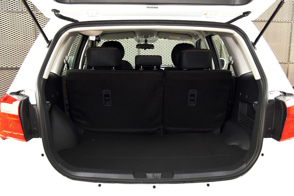 2017款 1.8T 自动领先版 座椅空间