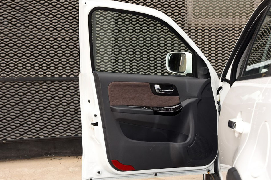 2017款 1.8T 自动领先版 座椅空间