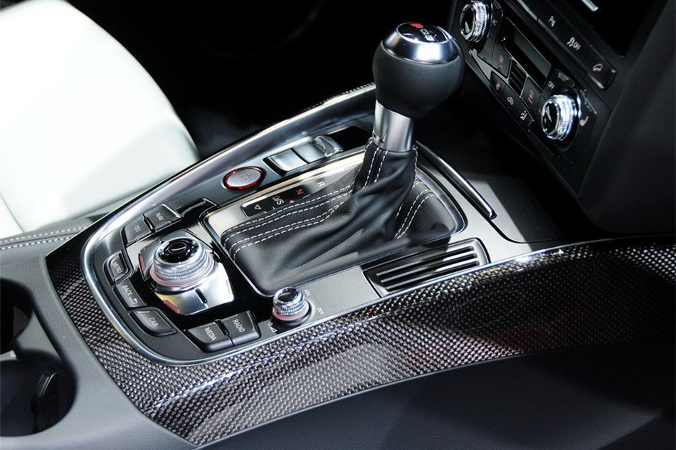 2013款 3.0TFSI 基本型 内饰