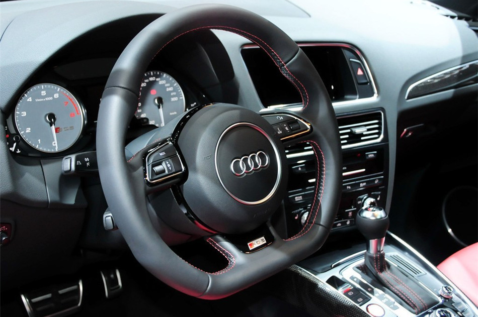 2013款 3.0TFSI 基本型 内饰